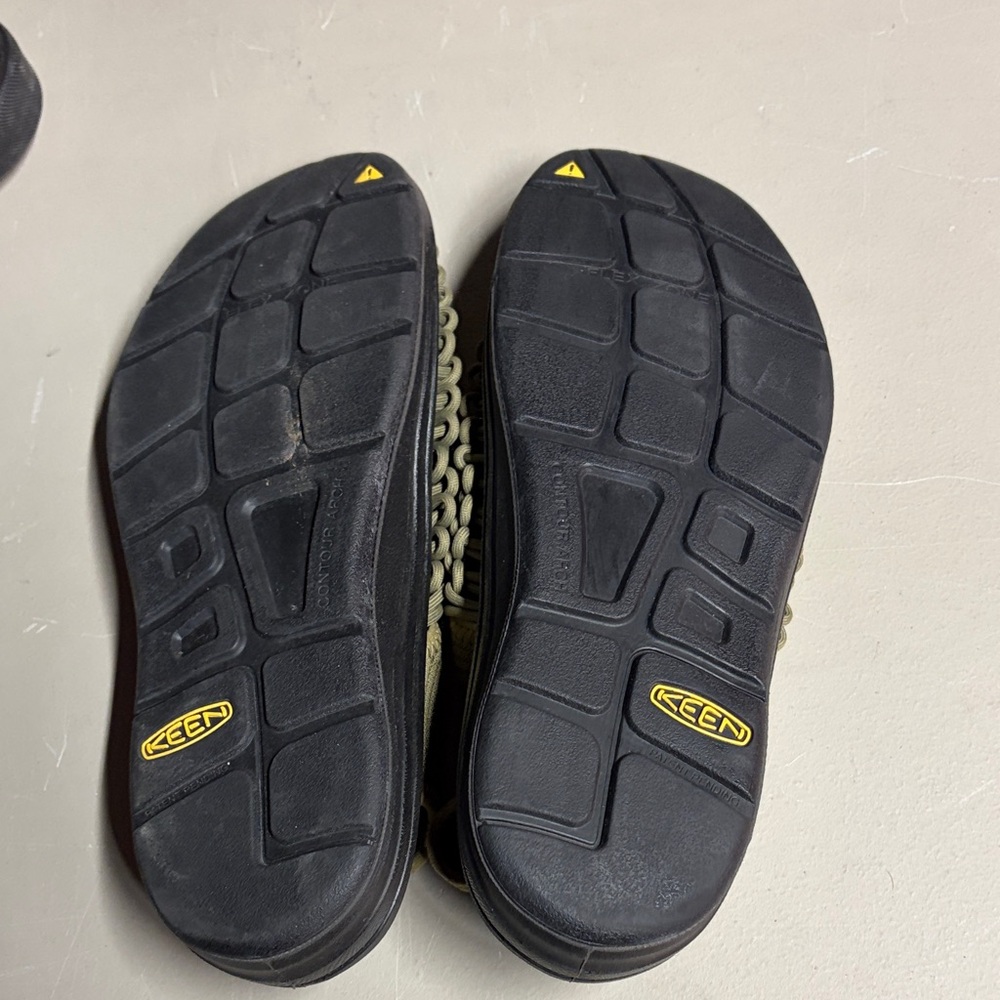 Keen Khaki Woven Women's Sandals - Picture 7 of 8